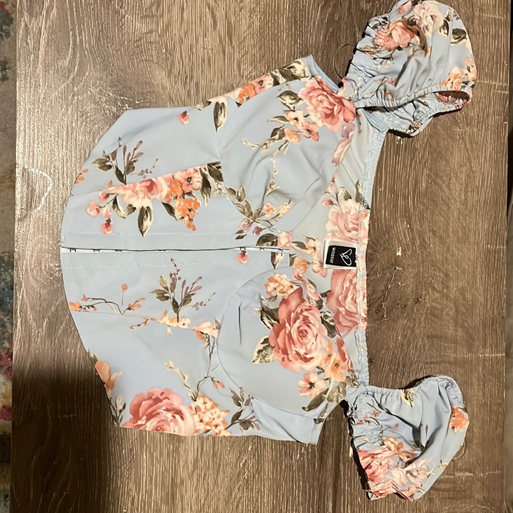 Cute Windsor Crop Top